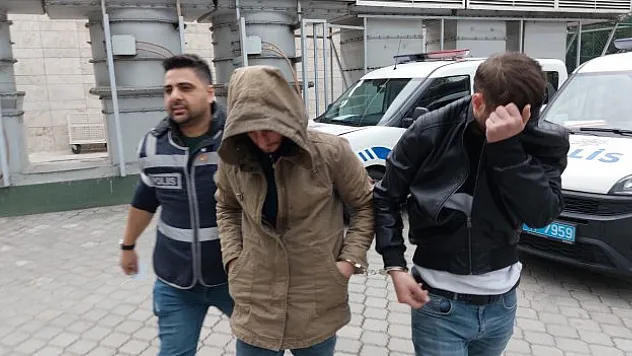 Su saati çalanlar adliyede