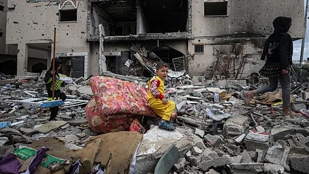 'insani ara' son gününde