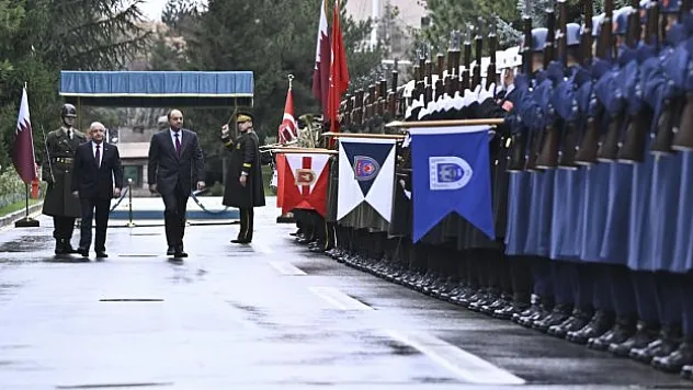 Bakan Güler, Bakan Al-Attiyah ile buluştu