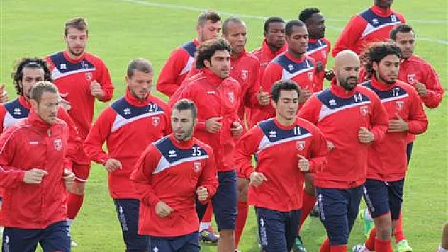 Samsunsporlu Futbolcular Taraftardan Destek İstedi