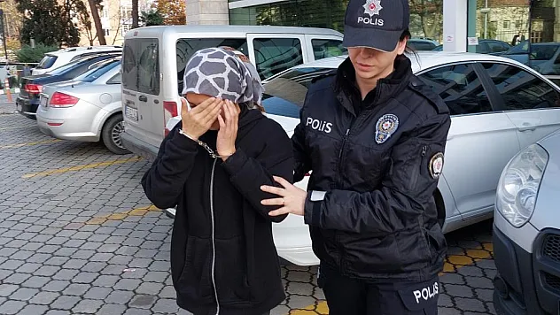 Yabancı Kız Tutuklandı