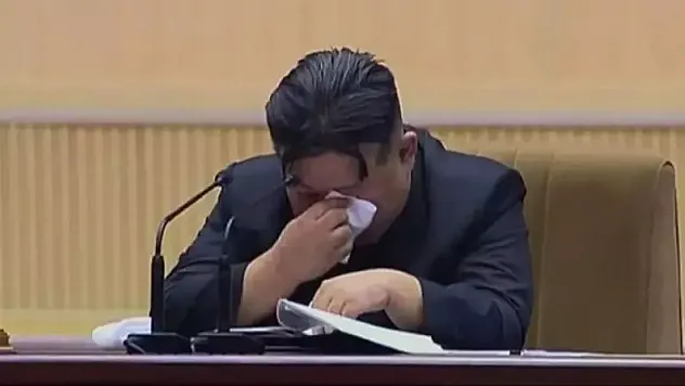 Kuzey Kore Lideri Ağlayarak 'Çocuk Yapın' Dedi