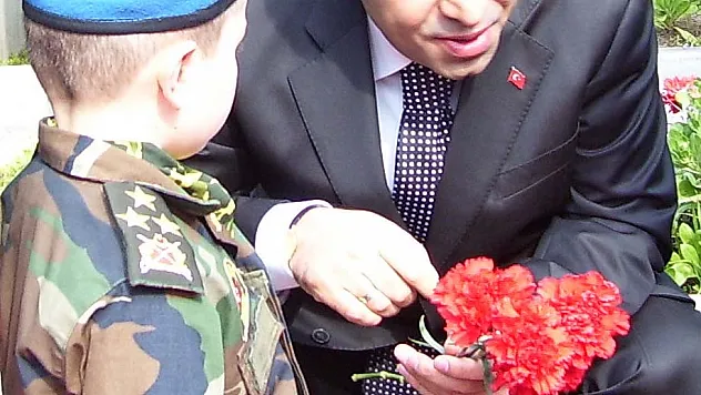 Şehit yeğeninden valiye mektup