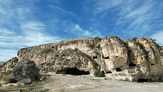 '3 bin yıllık' mağaralar akşam da gezilebiliyor