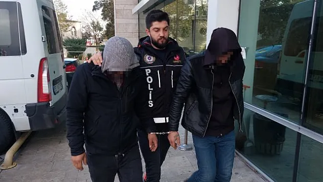 Uyuşturucu ticaretinden 3 kişi adliyede
