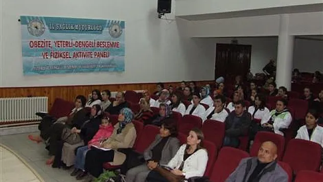 HEM' de düzenlenen Panel'e büyük ilgi