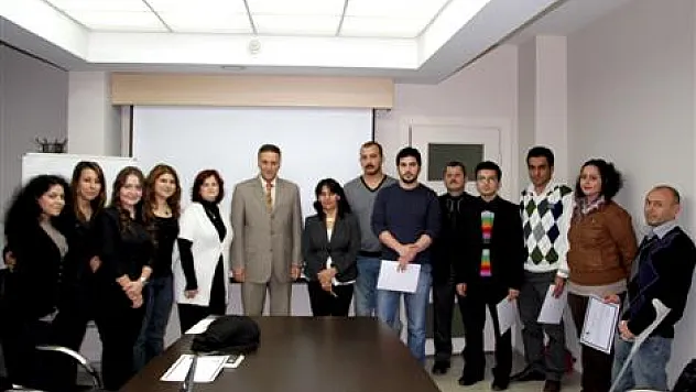 Proje Hazırlama Eğitiminin Sertifikası Verildi