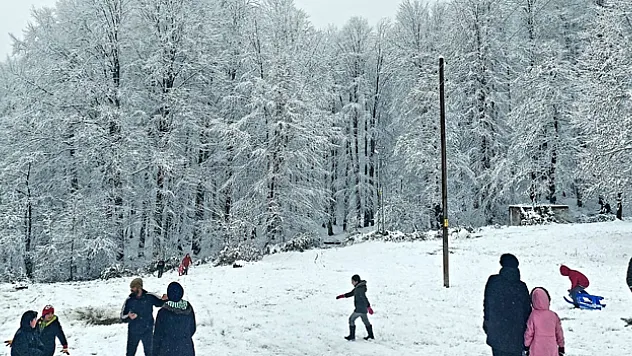 Yüksek Kesimlerde Kar Yağışı Etkili Oldu