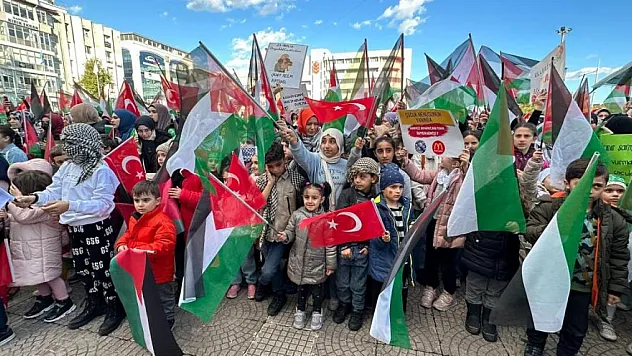 Filistinli Çocuklar için yürüdüler