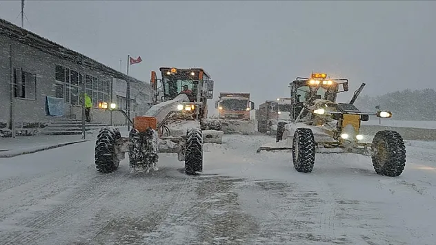 Kışla mücadele çetin başladı
