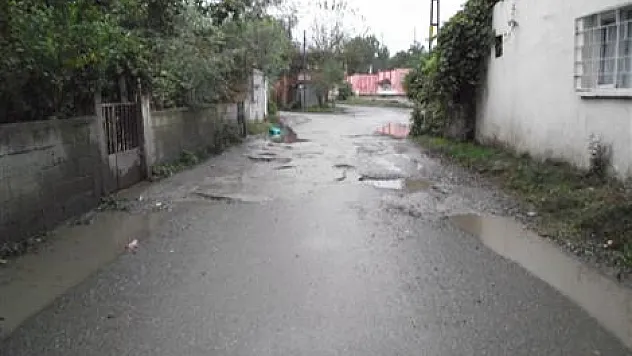 Musa Paşa Sokağı sakinlerinden yol isteği…