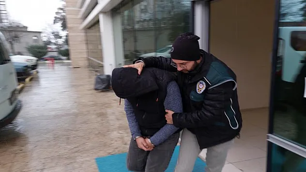 Otobüse uyuşturucu sakladı