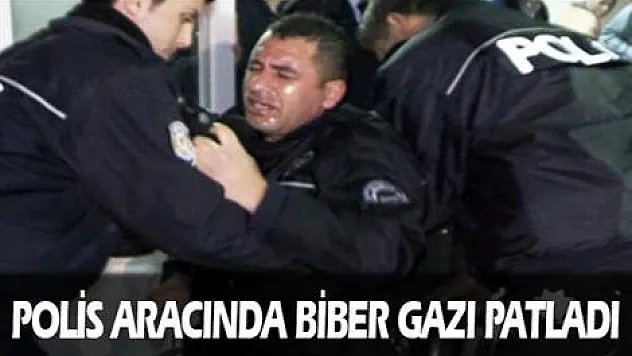 Polis aracında biber gazı patladı