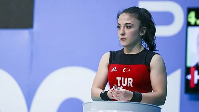 Halter'de ilk altın madalya Cansu Bektaş'tan