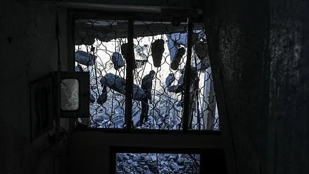 El-Mevasi'den cesetler bırakarak çekildi