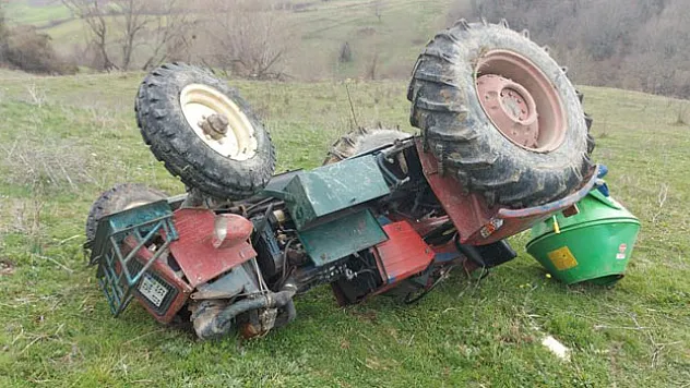 TRAKTÖR SÜRÜCÜSÜ HAYATINI KAYBETTİ