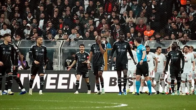 Beşiktaş, yeni stadında ikinci derbi yenilgisini aldı