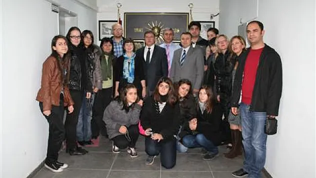 Yabancı Öğrenciler MEM' de