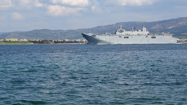 TCG Anadolu Çanakkale'de