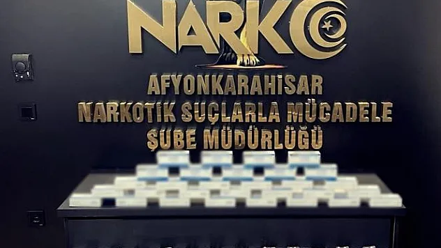 Uyuşturucu haplarla yakalandı