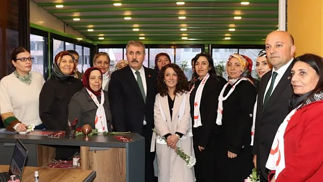 Destici'den Kadınlara Teşekkür