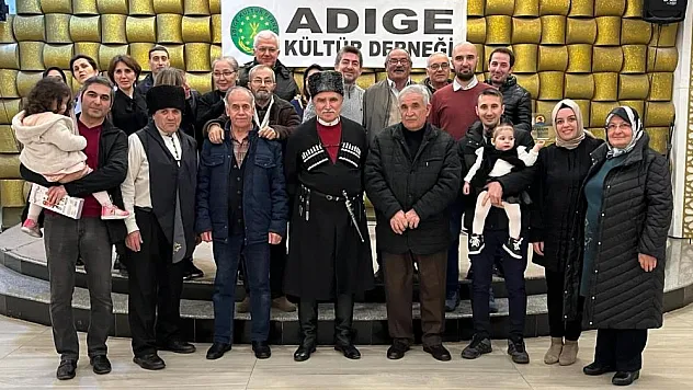 Çerkesler, iftar programında buluştu