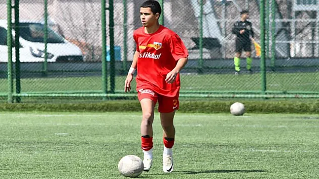 Aras Çelik'e milli davet