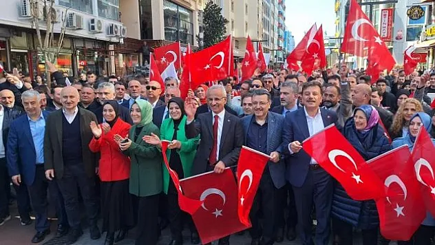 Bakan Uraloğlu, Yürüyüşe katıldı