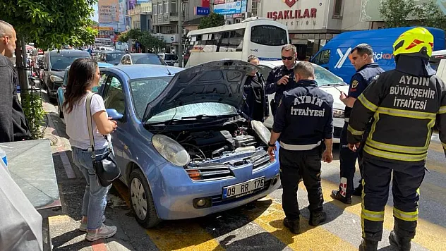 Elektrik aksamından çıkan yangın panikletti