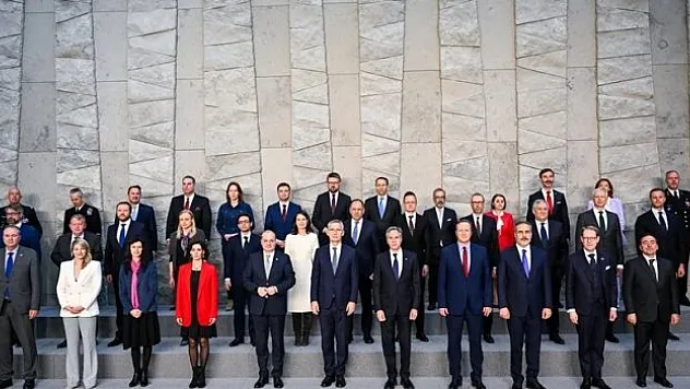 NATO, 75'inci yılına savunma harcamalarını artırma hedefiyle girdi