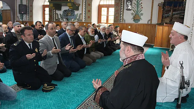 Polis Haftası'nda şehitler için dua edildi