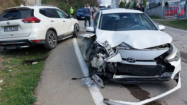 Otomobil kazasında 5 yaralı