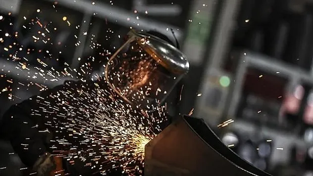 Sanayi üretimi şubatta yıllık bazda yüzde 11,5 yükseldi