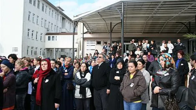 Dr. Mehmet Uysal toprağa verildi
