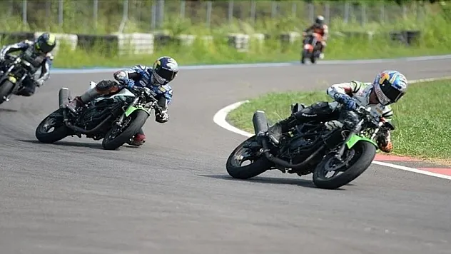 Milli motosikletçiler, 19 farklı şampiyona ve kupada gaza basacak