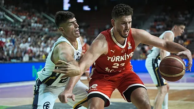 12 Dev Adam Bosna Hersek Deplasmanında Kazandı, 5'te 5 Yaptı