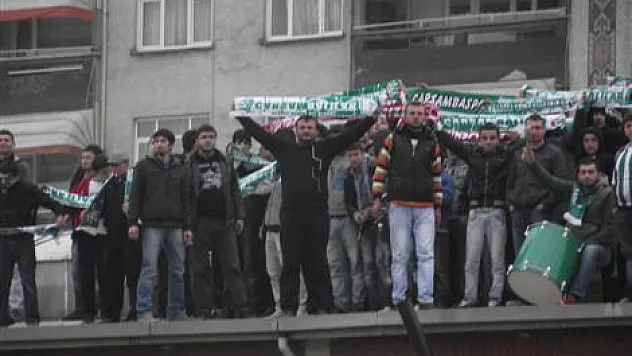 'Taraftara her yer tribün'