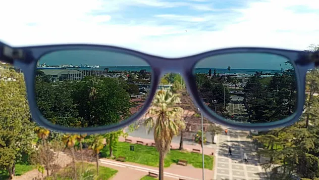 'UV korumasız güneş gözlüğü kullanmayın'