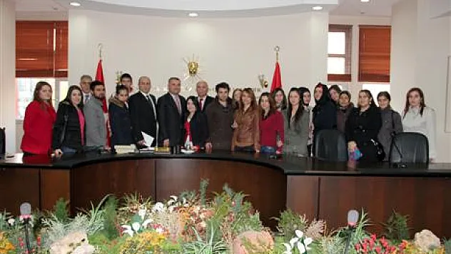 Öğrencilerden Özel İdare'ye ziyaret