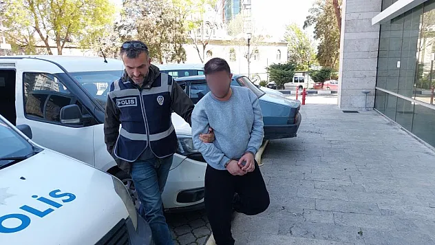 Bıçaklı Şüpheliye Gözaltı