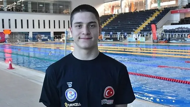 Milli yüzücü Kırhan Yılmaz, yeni rekorlar peşinde