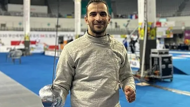 Türk eskriminde 52 yıl sonra tarihi olimpiyat kotası