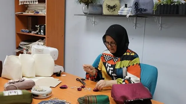 Kenevirden üretilen çantalar Amerika'da