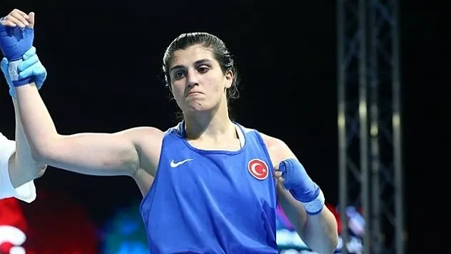 Milli boksör Busenaz Sürmeneli Avrupa şampiyonu oldu