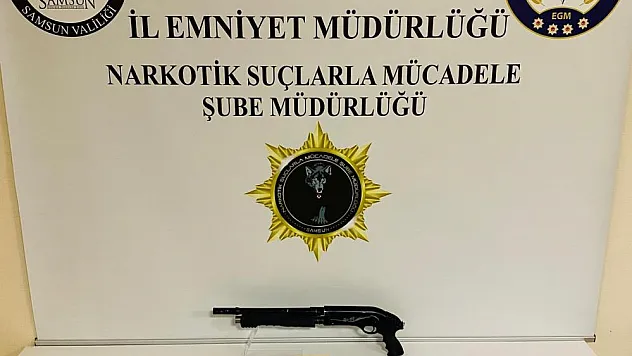 Uyuşturucu haplarla yakalandı