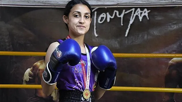 Sakat halde muaythaide Türkiye şampiyonu oldu