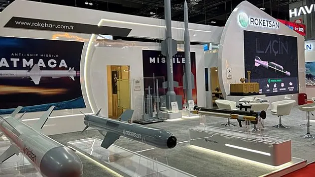 Roketsan, çözümlerini Malezya'da sergiliyor