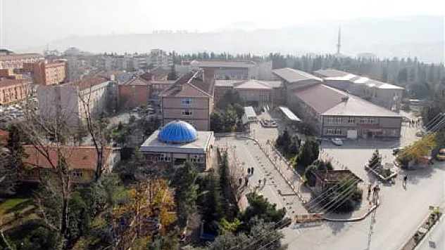 Mahalle sakinleri hastaneyi geri istiyor