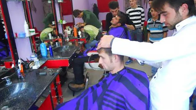 Çaa KUAFÖR' de bir ilk: 'Özel günlerde ücretsiz hizmet'