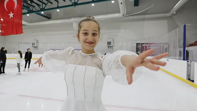 Azra'nın hedefinde milli sporcu olmak var